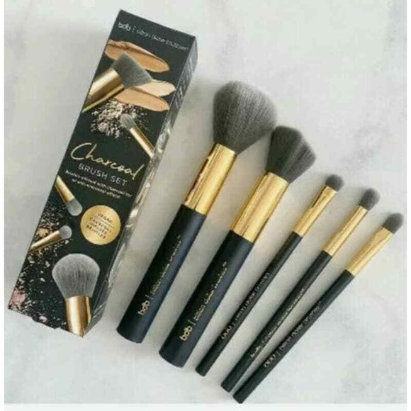 NIB Billion Dollar Beauty 5 Piece Professional Makeup Brushes Vegan Charcoal - Picture 2 of 4